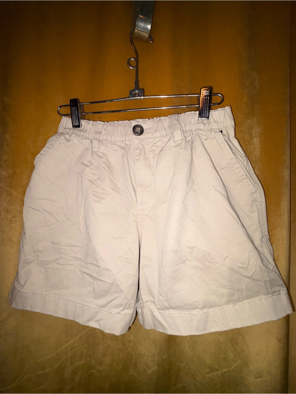 chubbies Men's Light Cream Flat-Front Shorts